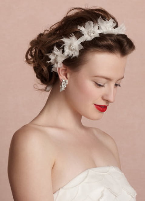 Wedding hair style for round face