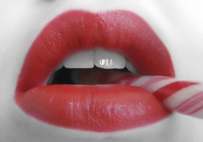 candy_cane_by_makeupaddict77-d34ty8k