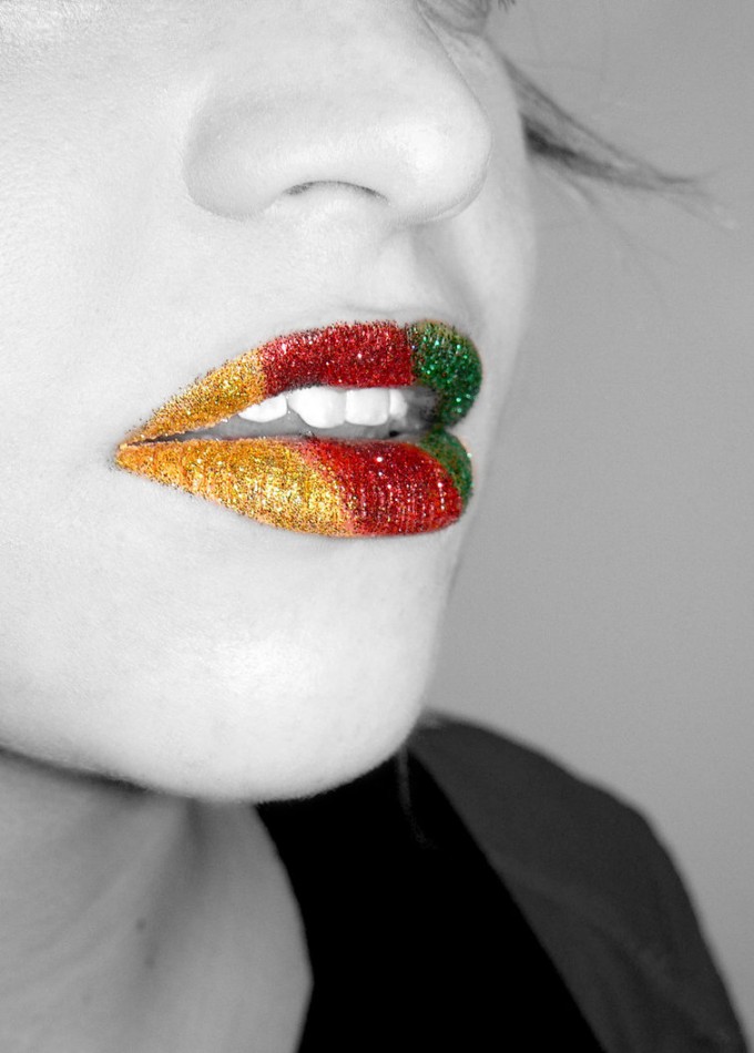christmas_glitter_lips_2_by_chloe_luckin-d4jklvo
