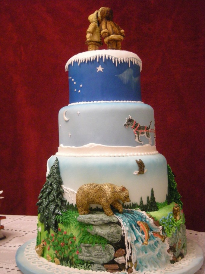 Alaska cake: side view
