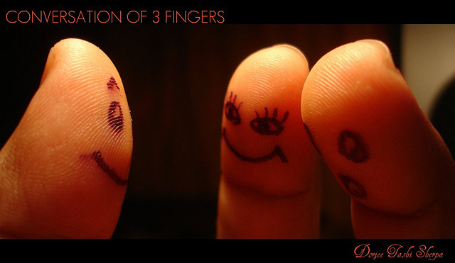Conversation of 3 Fingers Conversation of 3 Fingers