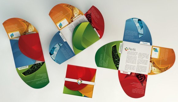 33 Brochure Design