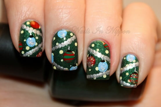 4 Christmas Nail Art