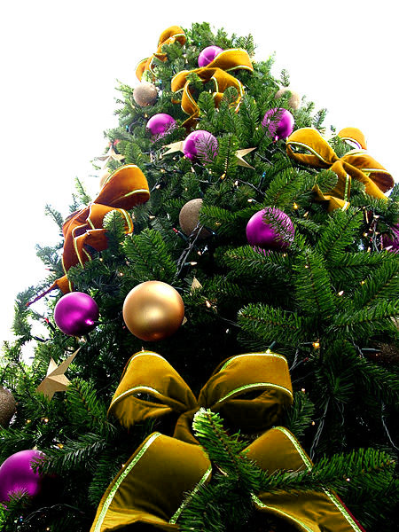 Yellow Bead Christmas Tree with Purple & Gold Ornaments