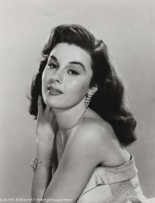 Elaine Stewart Vintage Hairstyle Vintage Hairstyle