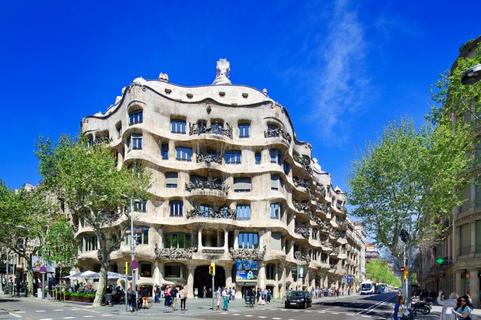 La Pedrera (Casa Mila) Barcelona, Spain La Pedrera (Casa Mila) Barcelona, Spain