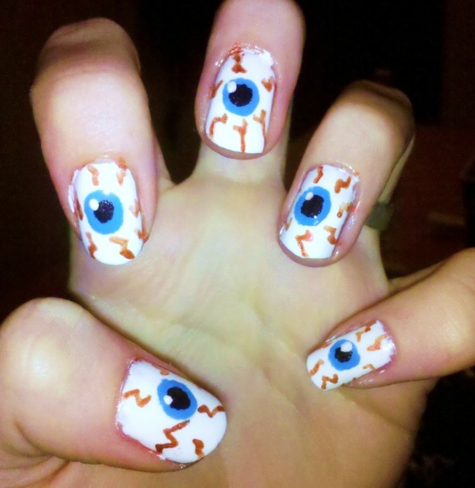 evil eyes spooky halloween nail art design idea