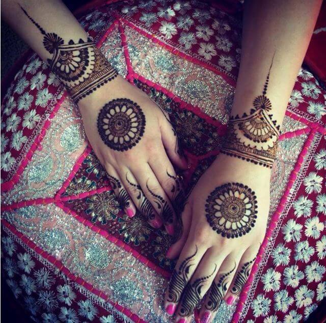 New Beautiful Hand Henna Mehndi Design Ideas For 2017