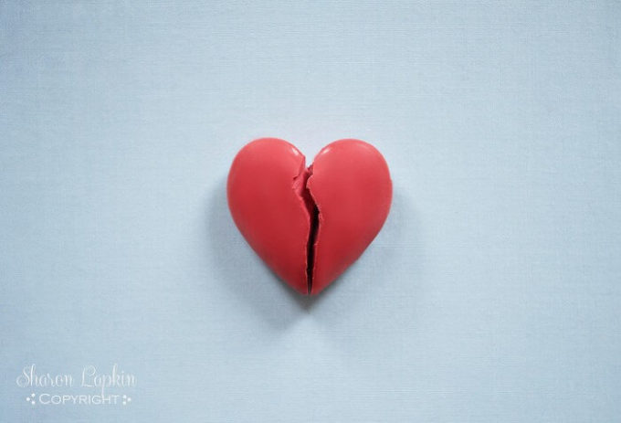 broken heart background wallpaper