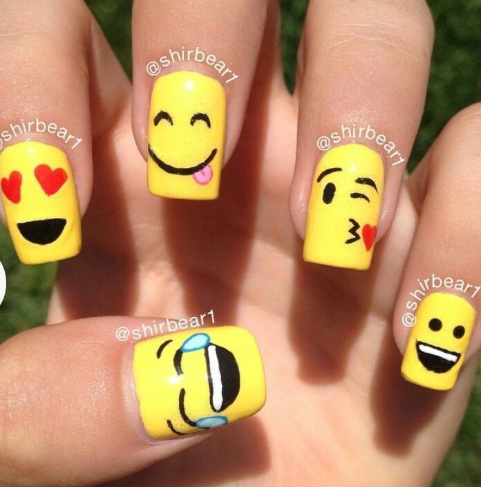 Cute Emoji Nails – EntertainmentMesh