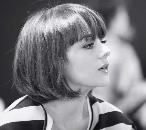Short Layered French Bob