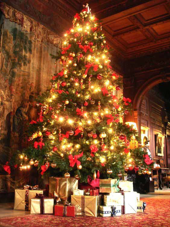 red green gold ornaments Christmas decor