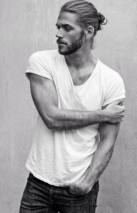 men bun haircut