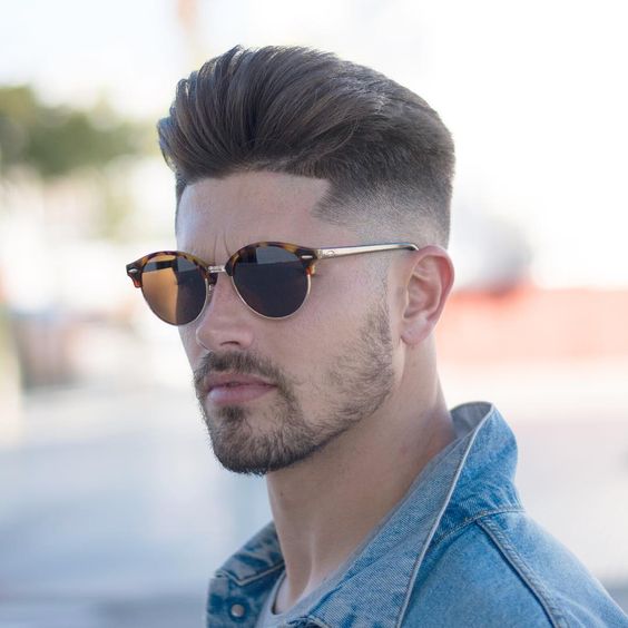 men haircut types-pompadour