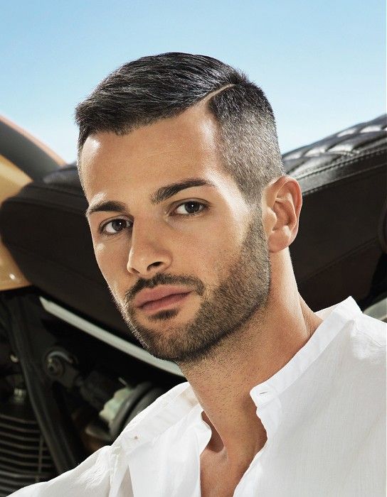 men short side part haircut