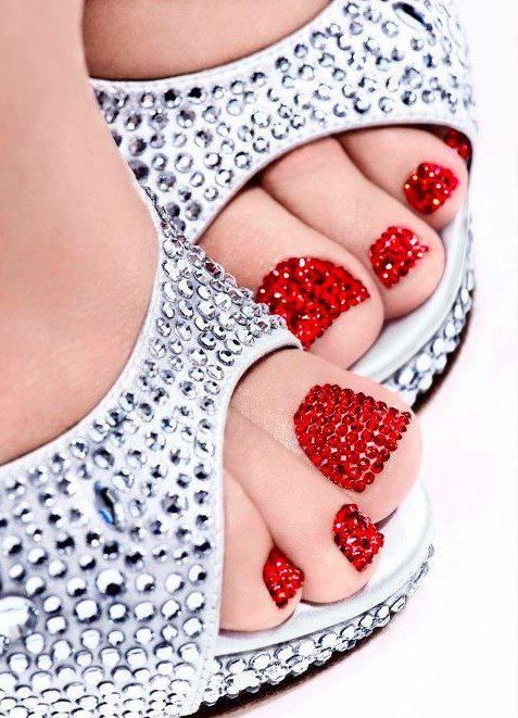 red toe nails with rhinestones