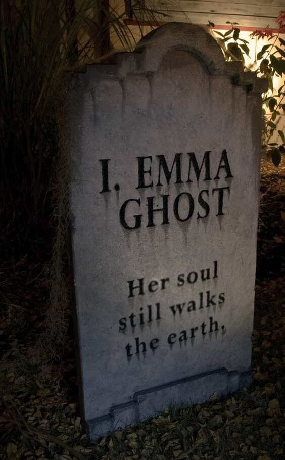 20 Funny Tombstone Sayings For Halloween 2019 Entertainmentmesh 9036