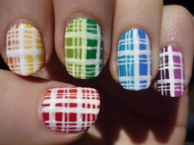 colorful plaid nail art design ideas for christmas holidays