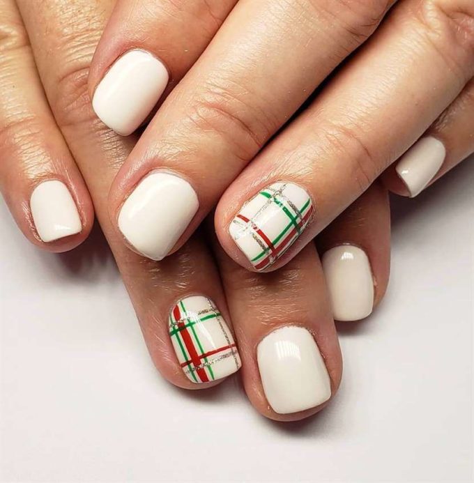 silver with green and red plaid nail design ideas