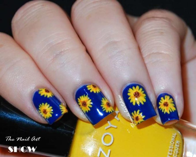 blue nails with sunflowers for spring summer