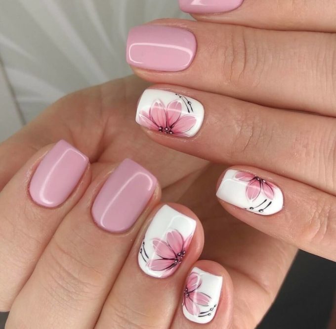 short pink and white with floral spring nails art design idea for 2022