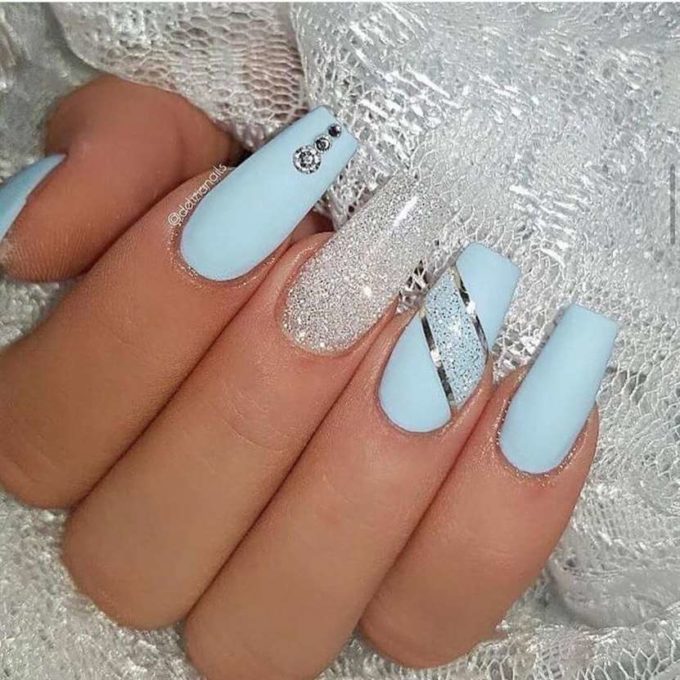 glittery with silver lining and diamonds with baby blue nail art designs idea
