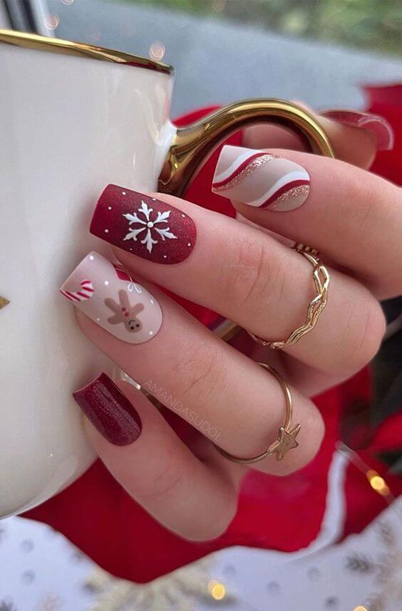 deep red and light mauve painted short square gingerbread nails art designs idea for christmas holidays
