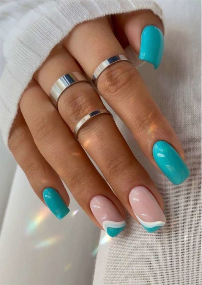 nude and blue spring break nail art idea