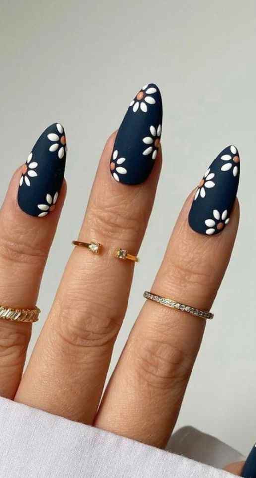 daisy flowers with blue summer matte nail designs