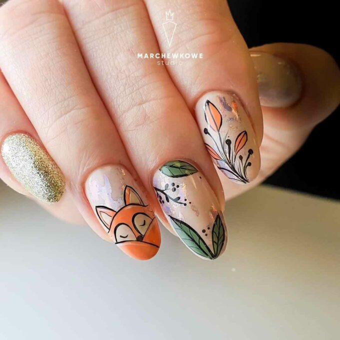 fantastic shimmer glitter with floral leaves and fox nail art design