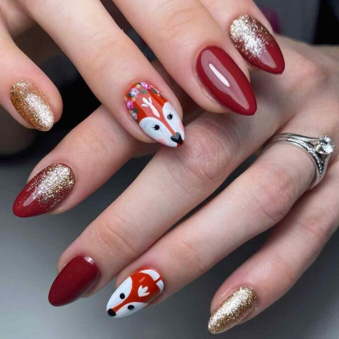 shimmer gold glitter with vine color polish and fox nails art designs