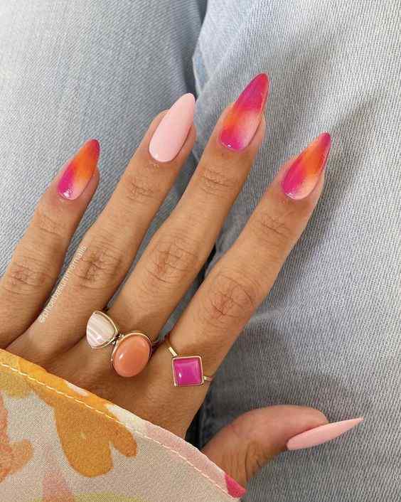 marble effect summer orange and pink nails