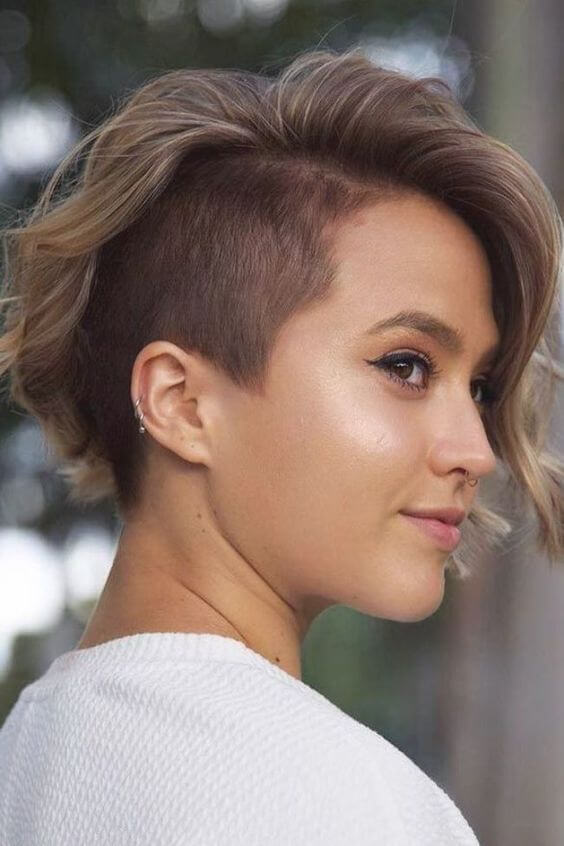 side undercut asymmetrical bob haircut