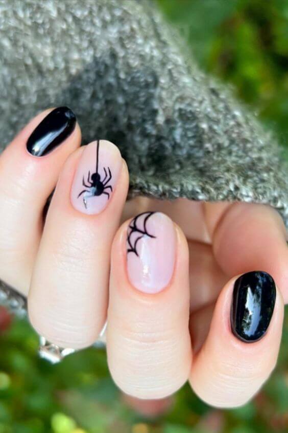 short spider web nail design for halloween