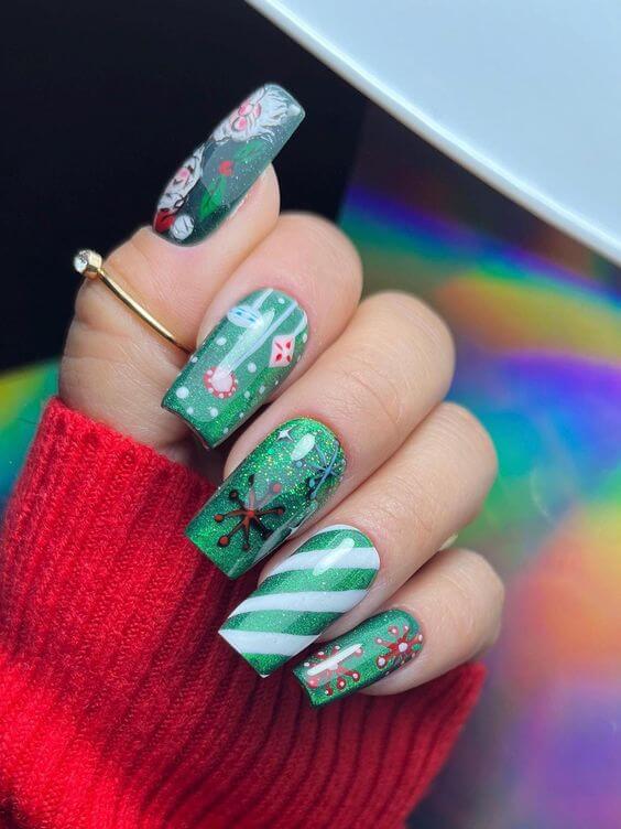 green glitter christmas tree inspired nails designs