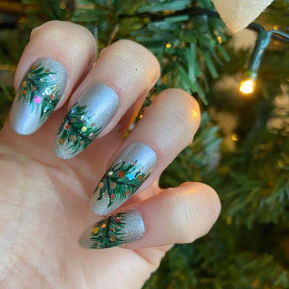 glitter silver with christmas tree branches nails designs